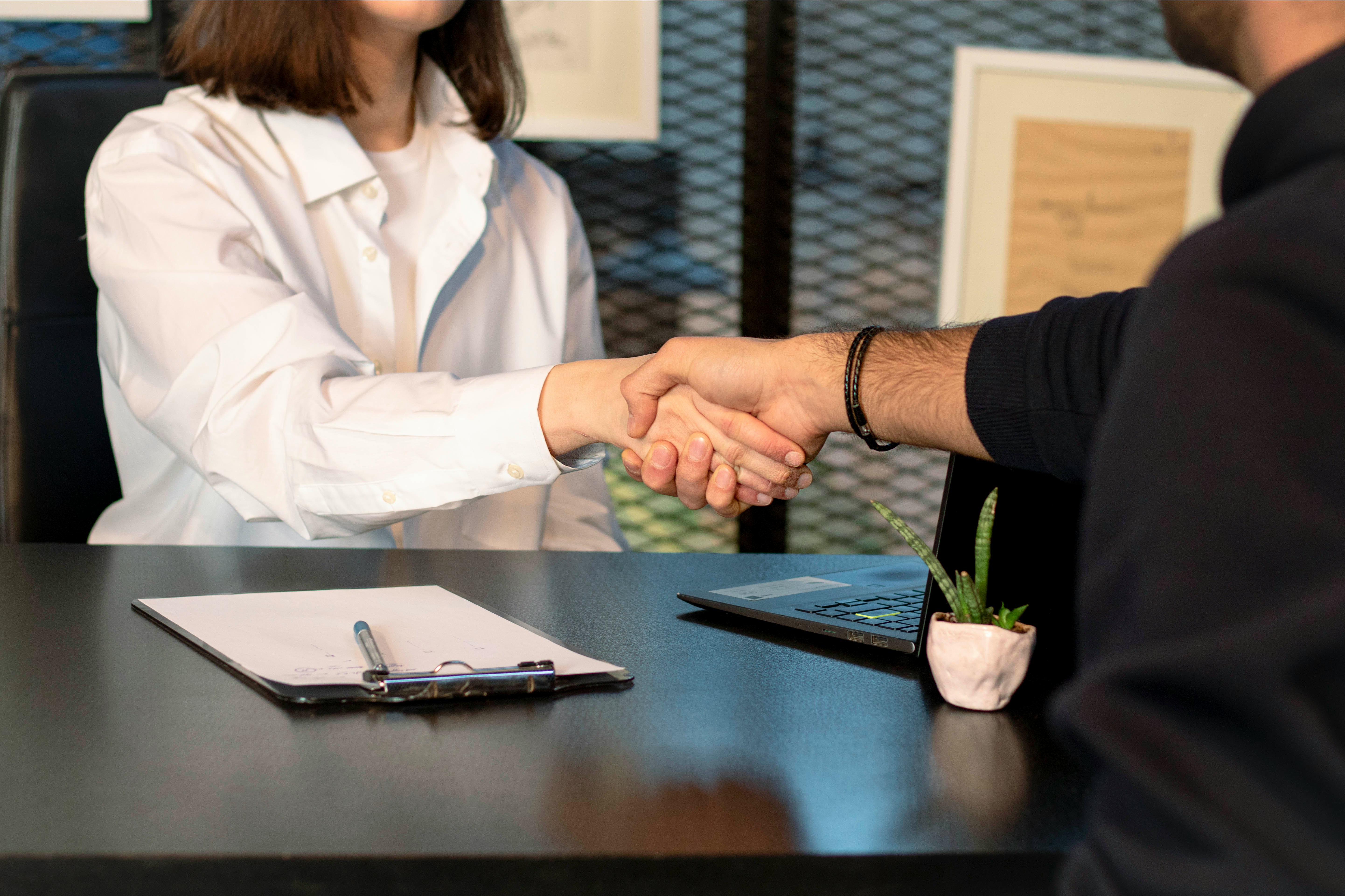 new patient consultation at Kaesberg Chiropractic
